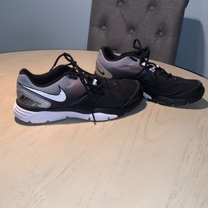 Men’s Nike size 10.5